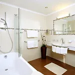 Hotel Jaegerhof 3*