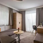 Jägerhof 3*