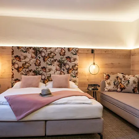 Jaegerhof Hotel 3*