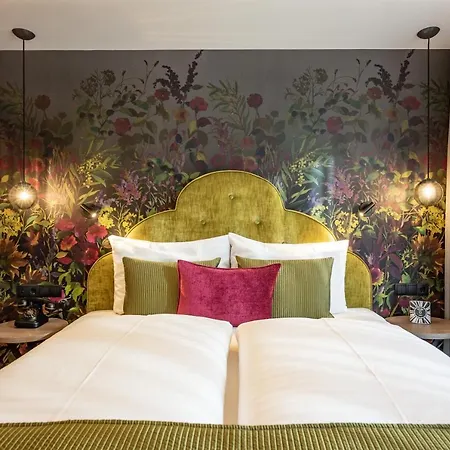 Jaegerhof Hotell 3*