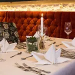 Jägerhof Hotel 3*